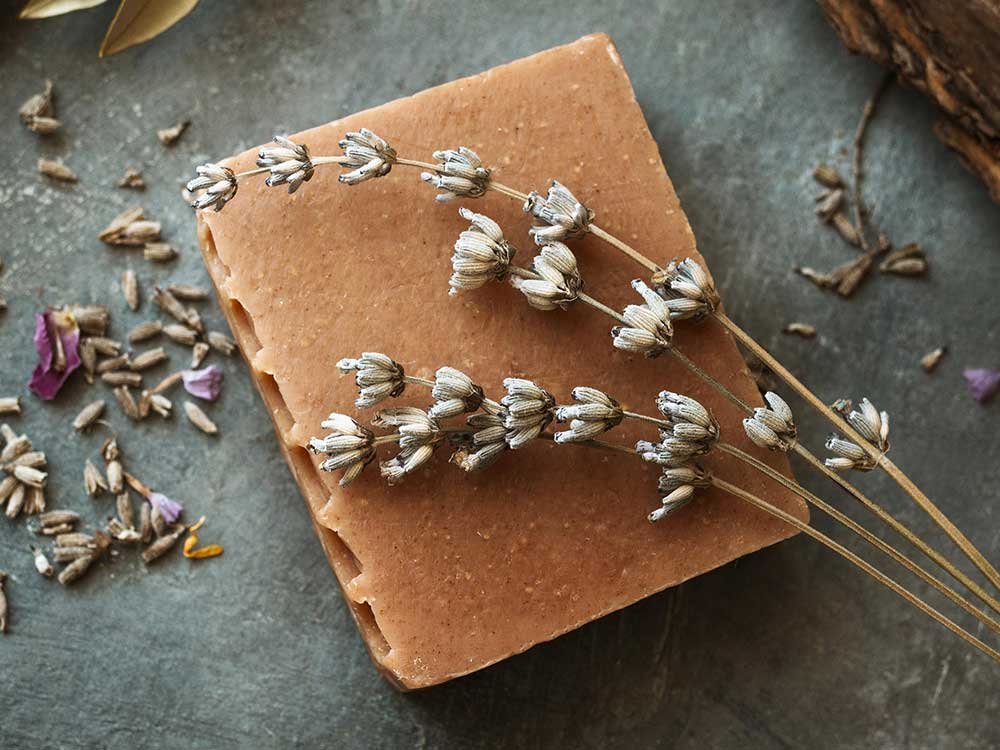 Beautiful Earth: Making Cold Process Clay Soap – floranzafragrance.com